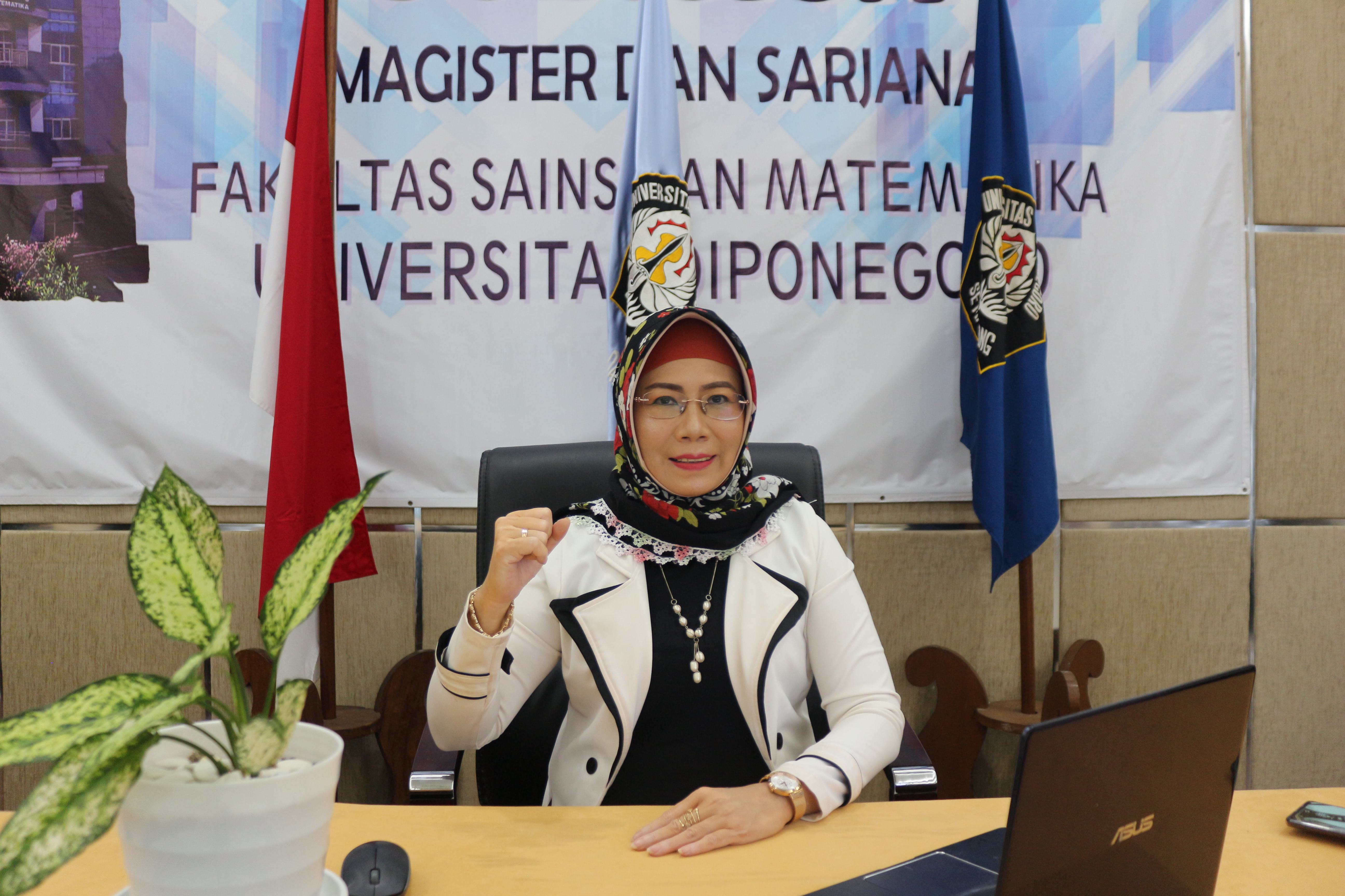 Dekan FSM Hebat
